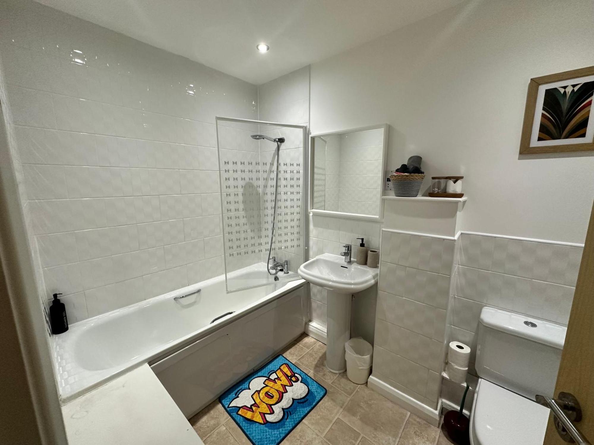 Ao & Etihad Stadium 6 Guest Stay- 3 Bedroom Central House With Parking & Wi Fi 맨체스터 외부 사진